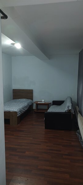 Berceni, proprietar inchiriez garsoniera la 5 min. metrou Dimitrie Leonida,